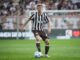 David Nemeth hat seinen Vertrag beim FC St. Pauli verlängert.