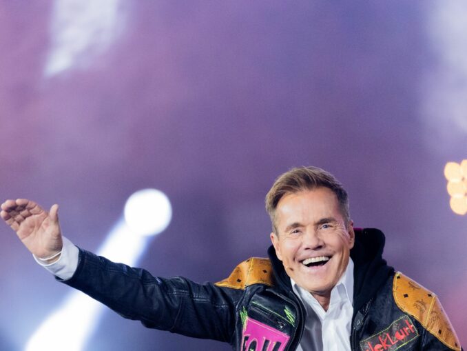 Dieter Bohlen hat einen Finderlohn für das verschwundene Ortsschild aus Tötensen ausgesetzt. (Archivbild)