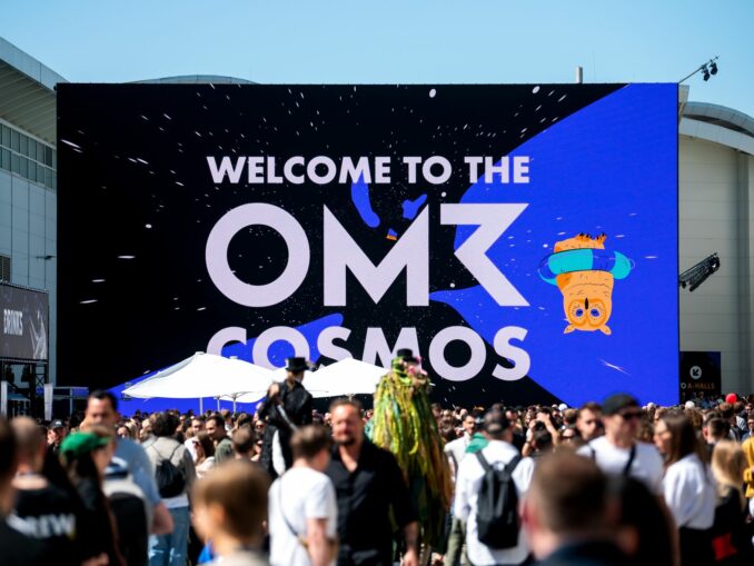Seit 14 Jahren treffen sich in Hamburg Experten für Digitales und Werbung auf der OMR - darunter auch zahlreiche Promis.