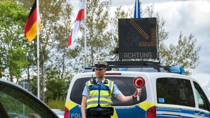 Verstärkte Kontrollen an deutsch-dänischer Grenze Die Bundespolizei will darauf achten, den Pendelverkehr so wenig wie möglich zu belasten.