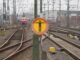 Ein Oberleitungsschaden in Neumünster beeinträchtigt den Bahnverkehr in Schleswig-Holstein.