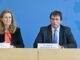 Silke Schneider und Marcus Optendrenk. Der Betrag der zusätzlichen Schulden kann sich laut Finanzministerin Schneider pro Jahr ändern.