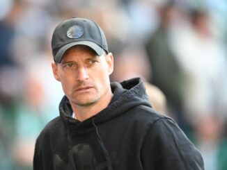 Gibt trotz guter Ausgangssituation des FC St. Pauli den Mahner: Trainer Alexander Blessin.