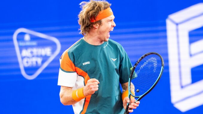 Tennis: ATP-Tour - Hamburg Andrej Rubljow jubelt.