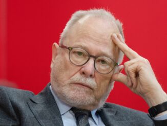 Das von Jan Philipp Reemtsma gegründete Hamburger Institut für Sozialforschung will sein Archiv nach seiner Schließung im Jahr 2028 an das Bundesarchiv übergeben. (Archivbild)