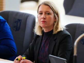 Die FDP-Bildungspolitikerin Anne Riecke fordert mehr Praxisbezug in der Ausbildung von Lehrerinnen und Lehrern. (Archivbild)