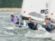 Schwerstarbeit für Philipp Buhl bei starkem Wind in der Kieler Förde.