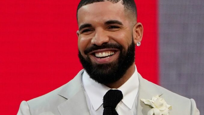 Rapper Drake soll im Sommer insgesamt neun Konzerte in Europa und Großbritannien geben. (Archivbild)
