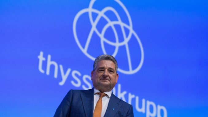 Thyssenkrupp-Chef Miguel López Der Vertrag von Thyssenkrupp-Chef Miguel López ist bis 2031 verlängert worden. Im Aufsichtsrat fiel die Entscheidung gegen die Stimmen der Arbeitnehmervertreter. (Archivbild)