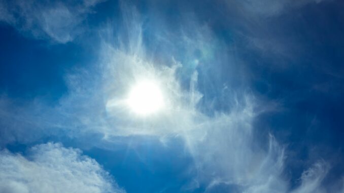 Zum Wochenstart wird es sonnig. (Symbolbild)