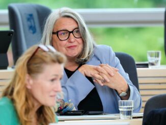Bildungsministerin Dorit Stenke (CDU) will für mehr WiPo-Unterricht an den Schulen sorgen. (Archivbild)