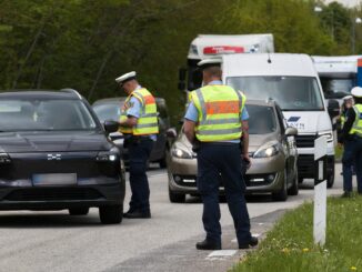 Rund vier Kilogramm Marihuana hat die Bundespolizei bei einer Kontrolle am Grenzübergang entdeckt. (Archivbild)
