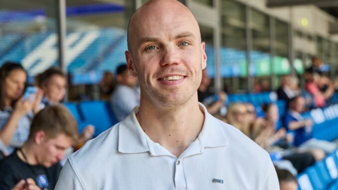Mitgliederversammlung des Hamburger SV Neuer HSV-Präsident: Der ehemalige Ultra-Fan Henrik Köncke.
