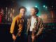 Max Giesinger (r) und Johannes Oerding sind gute Freunde.