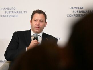 «Jetzt ist es Zeit zu investieren», appellierte Bundesfinanzminister Lars Klingbeil an die deutsche Wirtschaft.