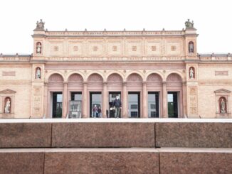 Wie riecht es eigentlich in der Kunsthalle?  In der neuen Telefonführung von "Bei Anruf Kultur" werden eventuell auch Fragen wie diese beantwortet.