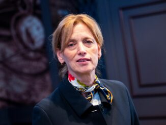 Bundesfamilienministerin Karin Prien (CDU) hat den mutmaßlich antisemitischen Vorfall gegen Hamburgs Antisemitismusbeauftragte Stefan Hensel scharf verurteilt. (Archivbild)
