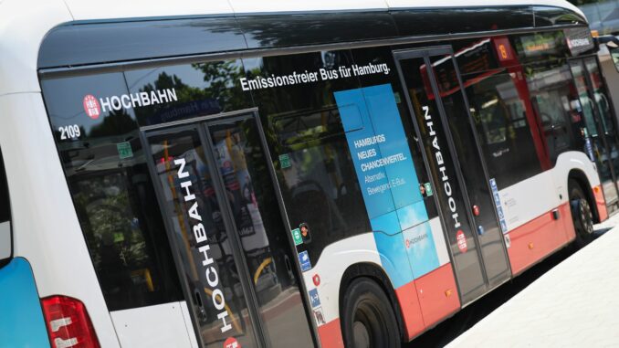 Jahrespressekonferenz Hamburger Hochbahn AG Elektrobusse kosten zweieinhalb- bis dreimal so viel wie ein Dieselfahrzeug.