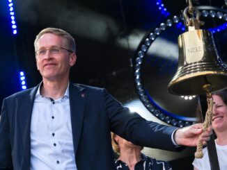 Schleswig-Holsteins Ministerpräsident Daniel Günther (CDU) hat die Kieler Woche eröffnet.