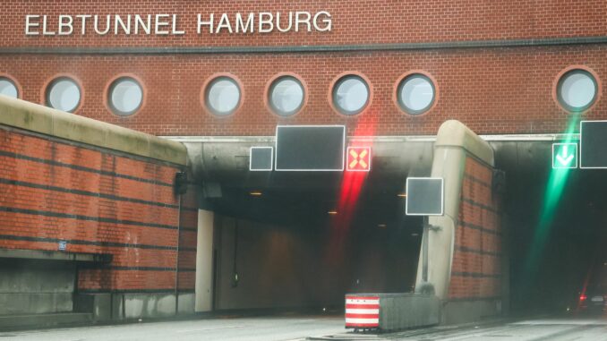 Hamburger Elbtunnel Die A7 und der Elbtunnel werden am Wochenende in Richtung Süden voll gesperrt. (Archivbild)
