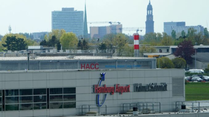 Flughafen «Hamburg Airport Helmut Schmidt» Hamburg Airport gewinnt den prestigeträchtigen «Best Airport Award 2025» in der Kategorie 10 bis 25 Millionen Passagiere. (Symbolbild)