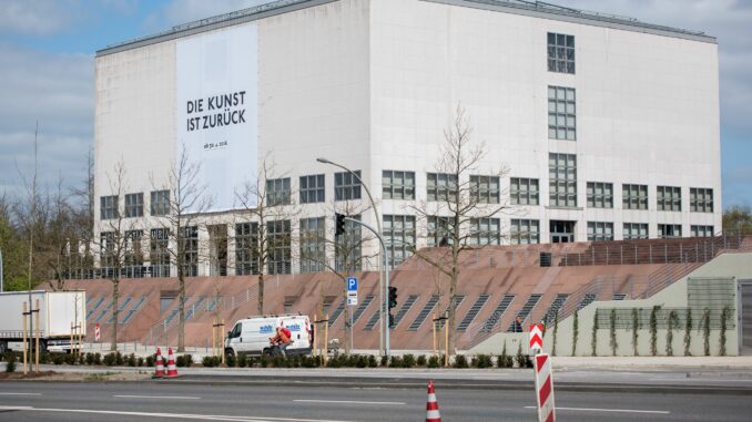 Galerie der Gegenwart der Hamburger Kunsthalle Die Hamburger Kunsthalle zeigt Mitte 2026 Arbeiten der japanisch-amerikanischen Künstlerin Carrie Yamaoka. (Archivbild)