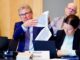 Die Landesregierung und die Oppositionsparteien haben laut Bernd Buchholz wiederholt unterschiedliche Auffassungen über die Schwärzung bestimmter Aktenpassagen. (Archivbild)