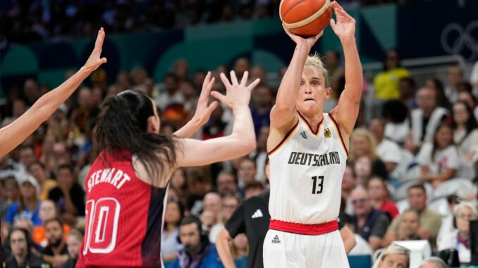 Leonie Fiebich WNBA-Star Leonie Fiebich fordert mehr Anstrengungen vom Verband