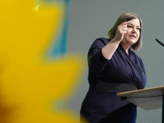 Auf Initiative Fegebanks hatte Rot-Grün vertrauliche Gespräche mit den Initiatoren des Zukunftsentscheids geführt - ohne Einigung.