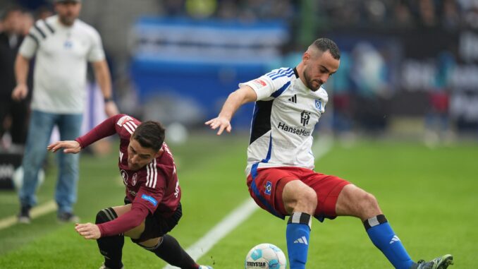 Lucas Perrin (r) Für Lucas Perrin (r) ist die HSV-Zeit vorbei.