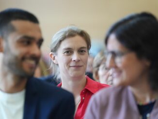 Selina Storm löst Maryam Blumenthal als Co-Vorsitzende der Hamburger Grünen an der Seite von Leon Alam ab.