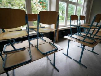 Insgesamt sechs Wochen dauern die Sommerferien der mehr als 270.000 Kinder und Jugendlichen in Hamburg. (Symbolbild)