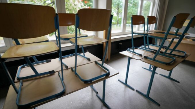 Insgesamt sechs Wochen dauern die Sommerferien der mehr als 270.000 Kinder und Jugendlichen in Hamburg. (Symbolbild)