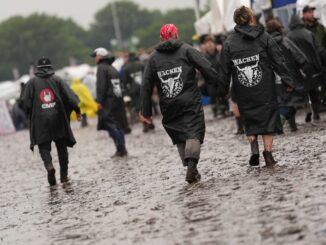 Der Regen auf Wacken ist bald vorbei.