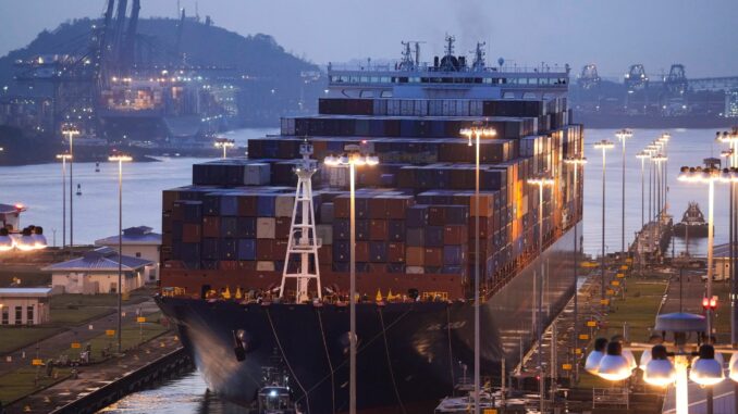 Panamakanal Die größte geplante Transaktion im Transport- und Logistiksektor betrifft den Panamakanal. (Archivbild)