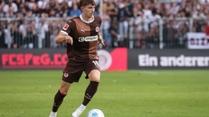 Scott Banks Scott Banks brachte den FC St. Pauli gegen OGC Nizza in Führung.