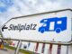 Für einen Wohnmobil-Stellplatz müssen Menschen in einigen Urlaubsorten im Norden jetzt mehr bezahlen. (Archivbild)