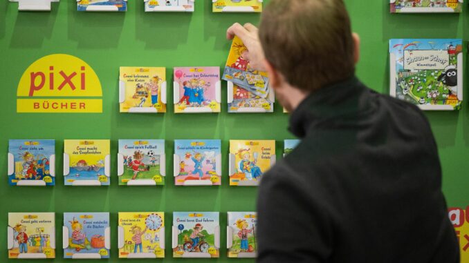 «Conni»-Bücher Wie geht der Hamburger Carlsen Verlag mit nachgemachten oder KI-generierten Conni-Memes um? (Archivbild)