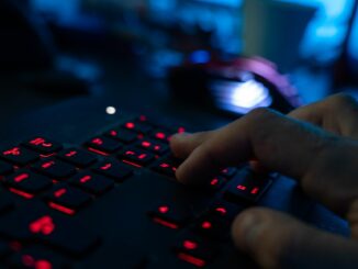 Die Zentralstelle Cybercrime kam Anbietern von illegalem Streaming auf die Spur. (Symbolbild)