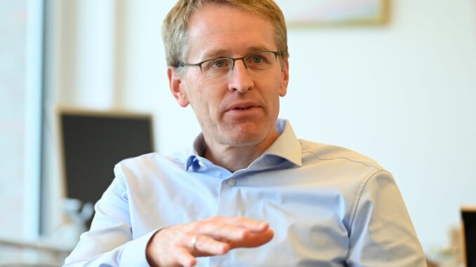 Ministerpräsident Daniel Günther Ministerpräsident Daniel Günther will Vorfahrt für erneuerbare Energien.