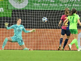 Wechselt zum WFC Arsenal: Die bisherige Wolfsburgerin Anneke Borbe (l).