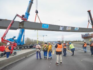 Die Bauarbeiten für den achtstreifigen Ausbau des 3,7 Kilometer langen Abschnitts der A7 haben rund viereinhalb Jahre gedauert. (Archivbild)