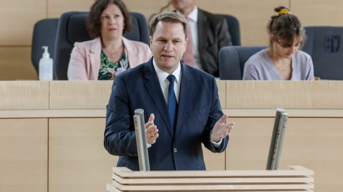 Die Anforderungen an die Wehrführungen übersteigen laut Christopher Vogt das ehrenamtlich Machbare. (Archivbild)