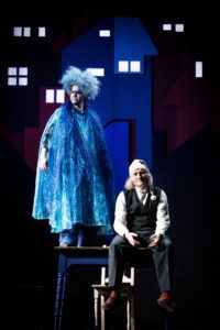 zwei schauspieler auf der Bühne